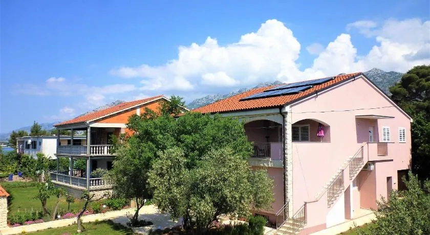 Apartmani Sunset - Image 1