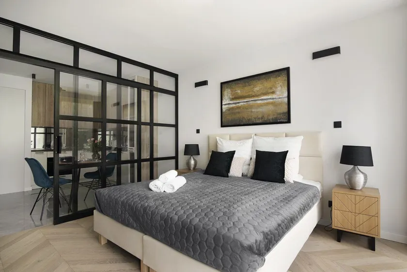 EASY RENT Apartments - GOLD 36, Basen & SPA, Centrum Free Parking 24h Check-in - Image 1