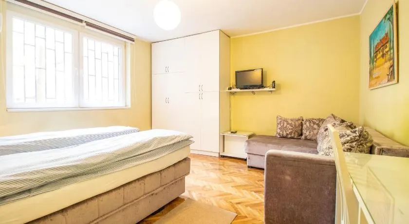 Captain's Crib - Image 1