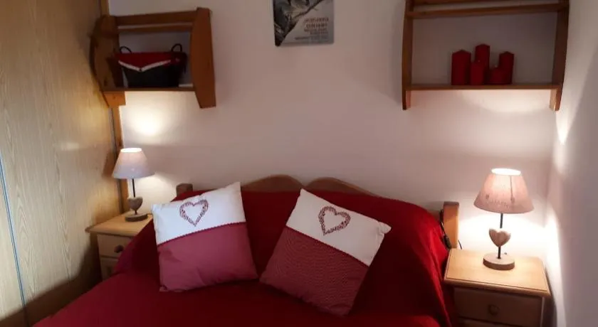 Le Chalet De Montalbert 25 C - Image 1