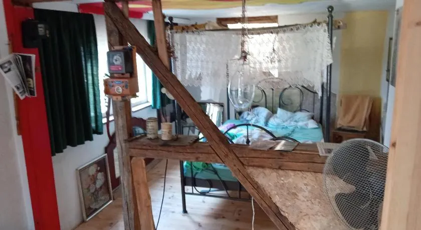 Zum stillen Himmelbett in Lichtenwalde - Image 1