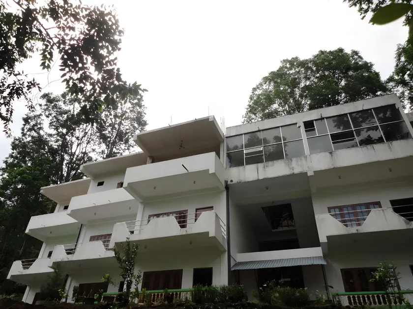 White Elephant Hotel - Image 1