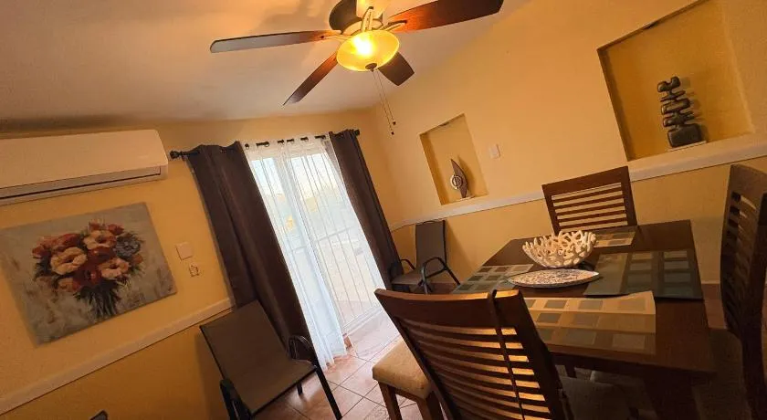 Casa Lauren Del Sol en Zona Dorada de Tampico - Image 1