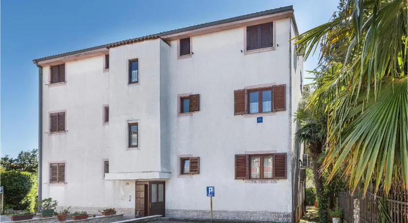 1 Bedroom Lovely Apartment In Funtana - Image 1