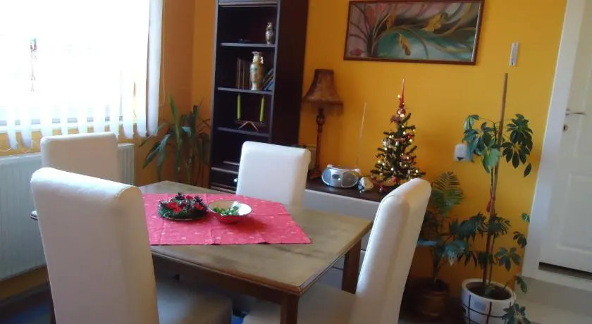Apartments Villa Svetlana - Image 1