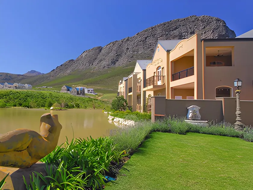L'ermitage - Franschhoek Chateau & Villas - Image 1