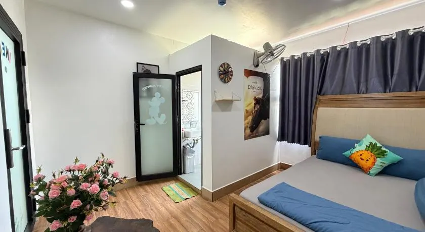 Nắng Hotel - Image 1