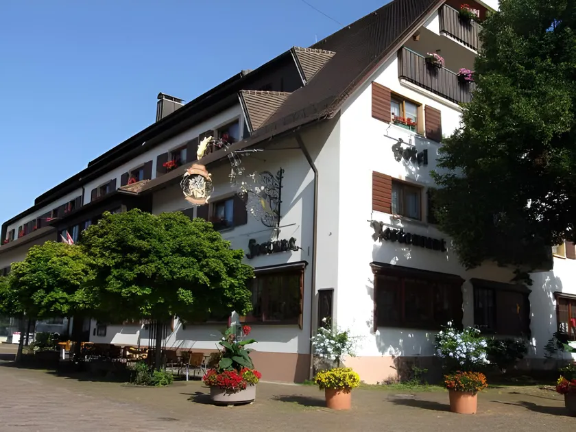 Hotel Fortuna - Image 1