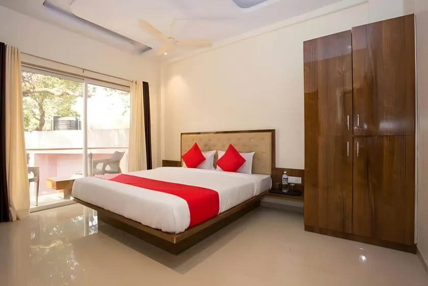 Hotel Oakwood mahabaleshwar - Image 1