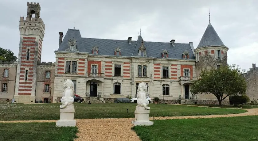 Château le haut villaumay - Image 1