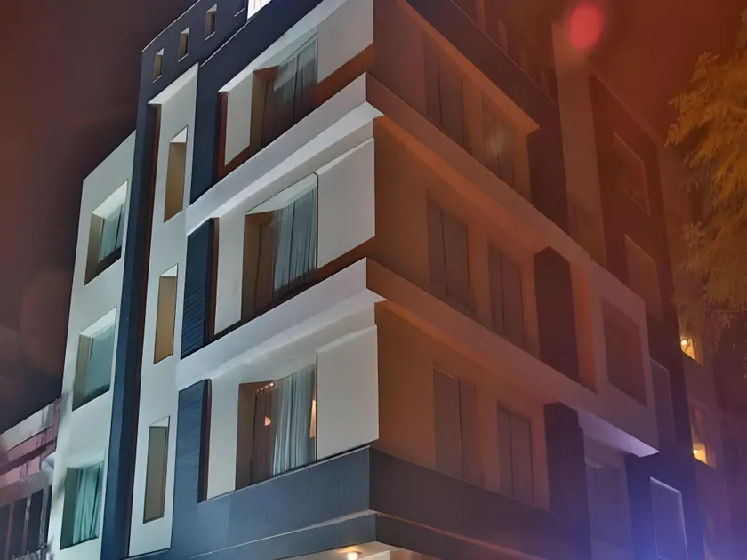 Hotel The Radiant Star - Image 1