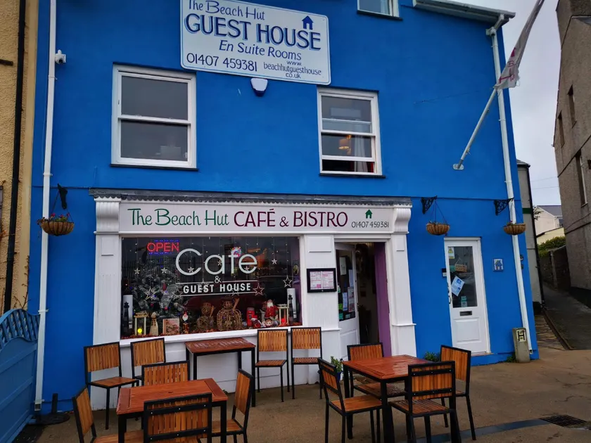 Beach Hut Guest House - Image 1