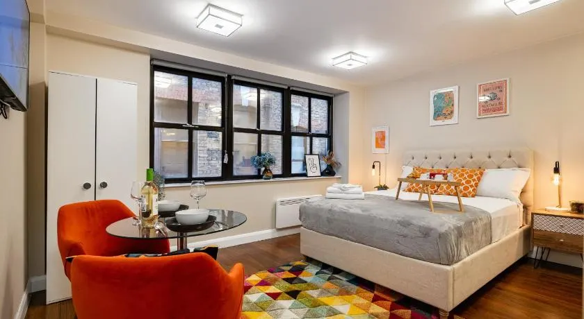 Cosy & Central Apt great for business and tourist - Image 1