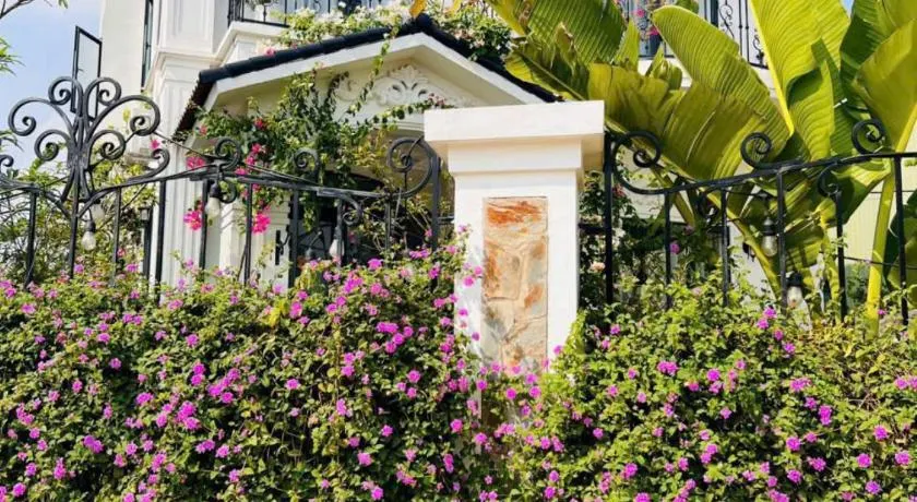 Thustay Villa - Image 1