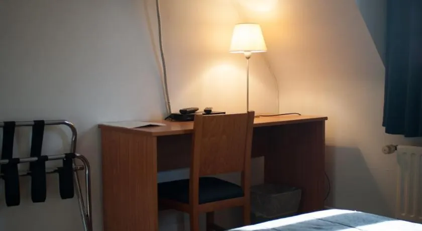 JFK Hotel Zelzate - Gent - Image 1