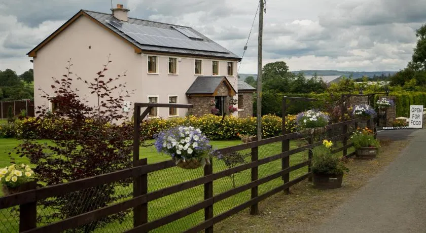 Woodlands House - Image 1