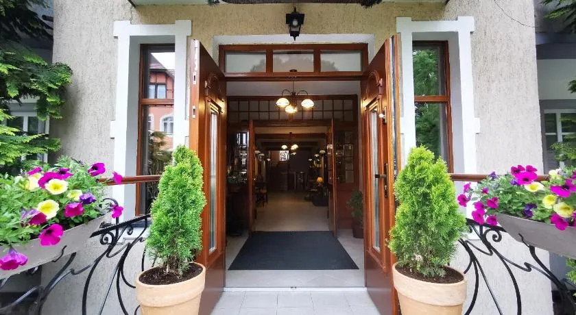 Pensjonat Akacja - Image 1