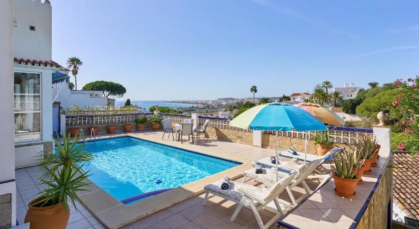 Ferienhaus mit Pool, Terrasse und Grill | Meerblick - Image 1