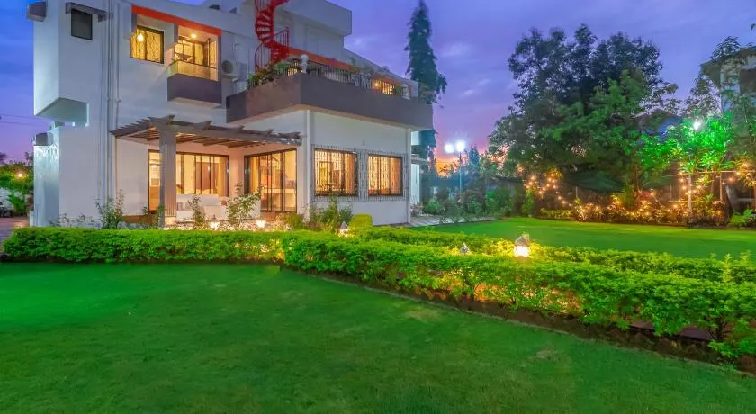 StayVista's Fairfield Villa - A green lawn and charming orchard await your retreat - Image 1