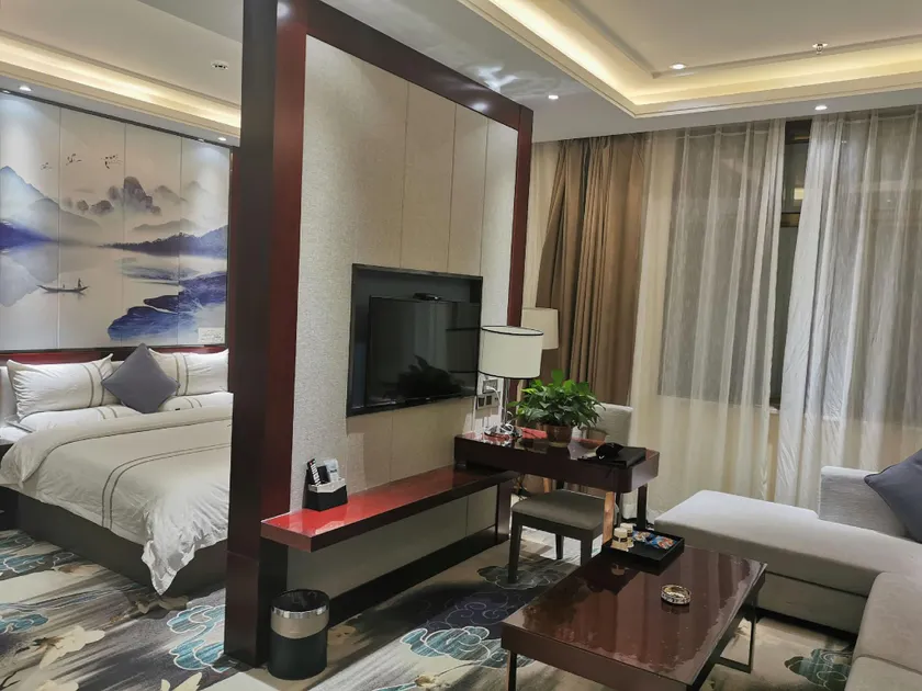 Qingyang Diamond Earl Boutique Hotel (City People's Hospital) - Image 1