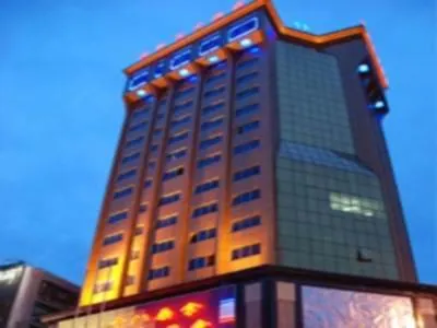 Out Sky Hotel - Image 1