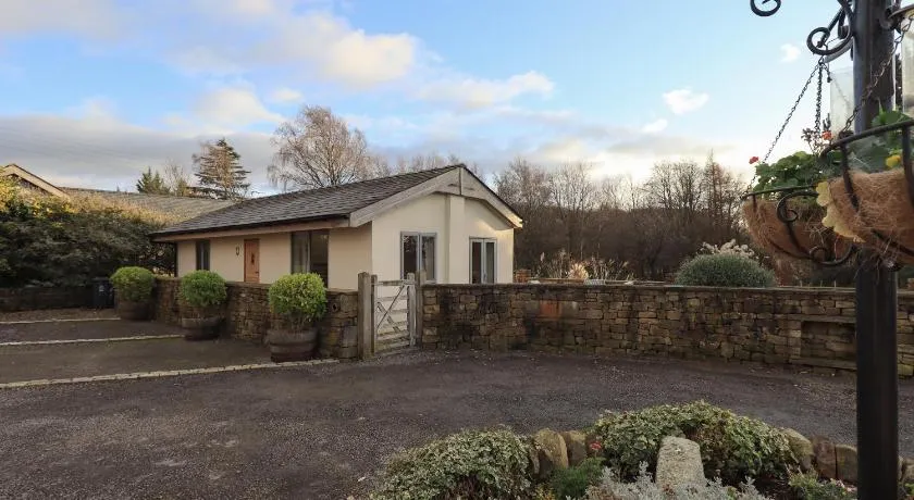 Swallow cottage, Over Kellet - Image 1