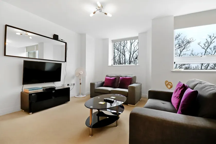 Portfolio Apartments - Stevenage Town Centre - Image 1