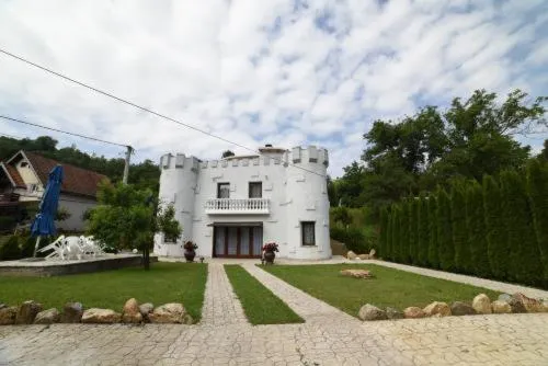 Dvorac Castelo DB 2022 - Image 1