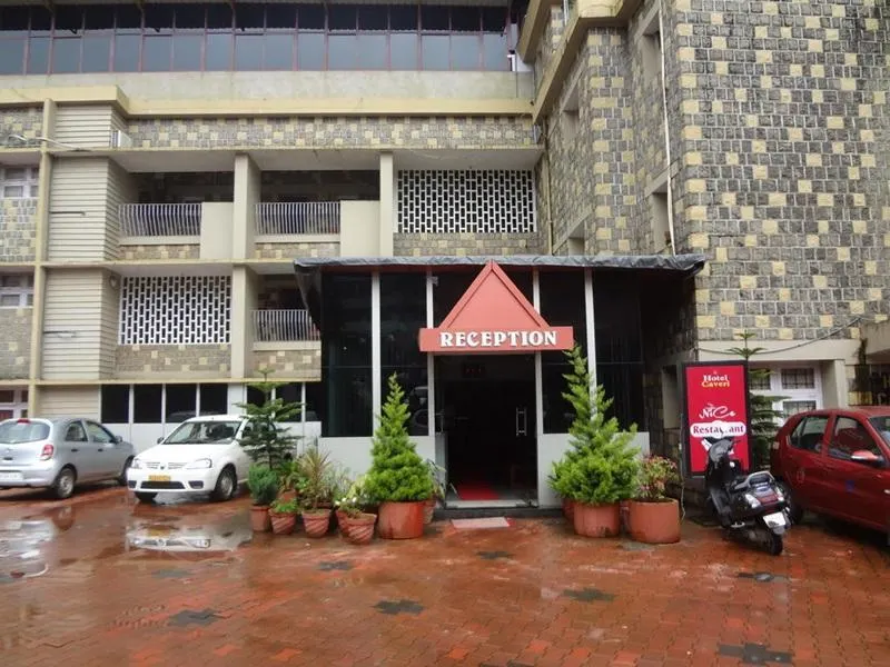 Hotel Caveri - Image 1