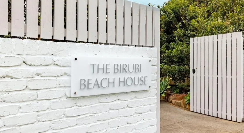 The Birubi Beach House 11 Campbell Ave Close to the beach pet friendly holiday home - Image 1