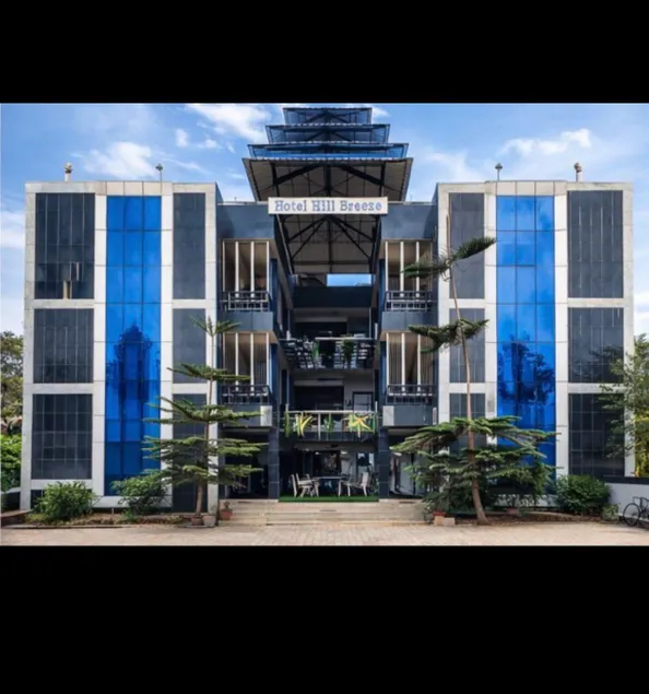 Hotel Hill Breeze - Image 1