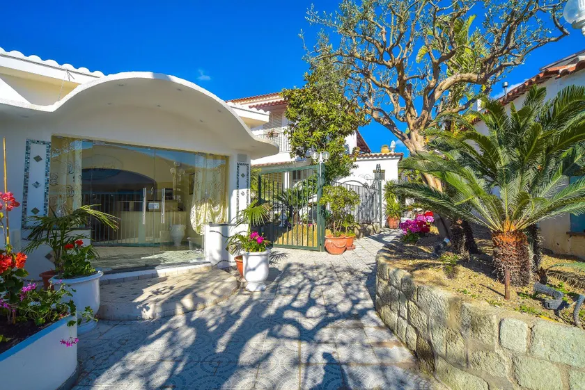 Hotel Vela - Image 1