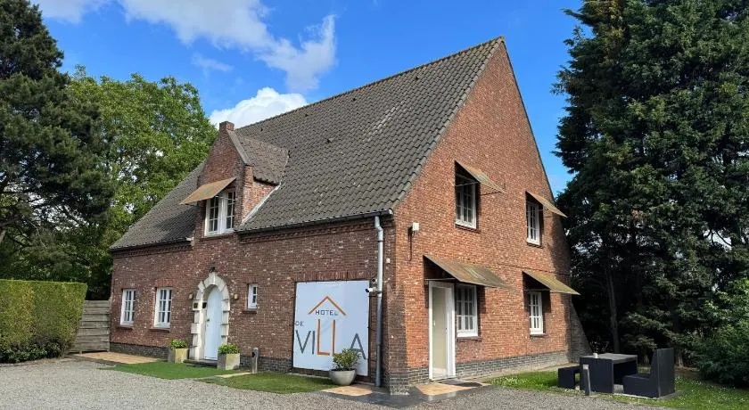 Hotel De Villa - Image 1