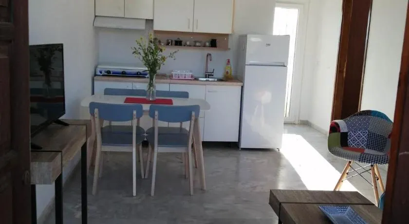 Cozy Rodas House 1 - Image 1