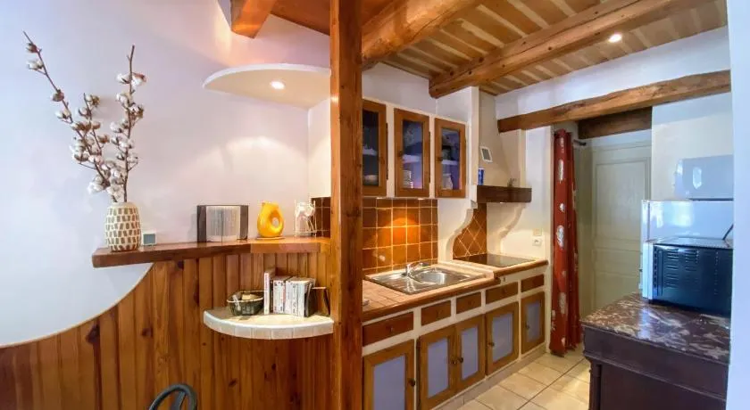 Appartement 4 pers plein centre ville, wifi, balcon - Image 1