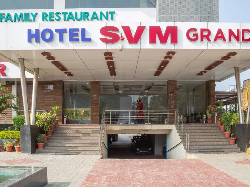 Hotel SVM Grand Medipally - Image 1