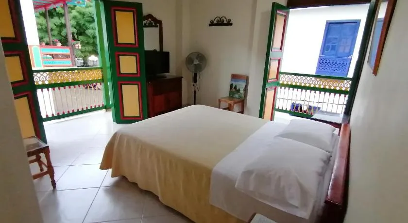 Balcones del Parque Jardin - Image 1