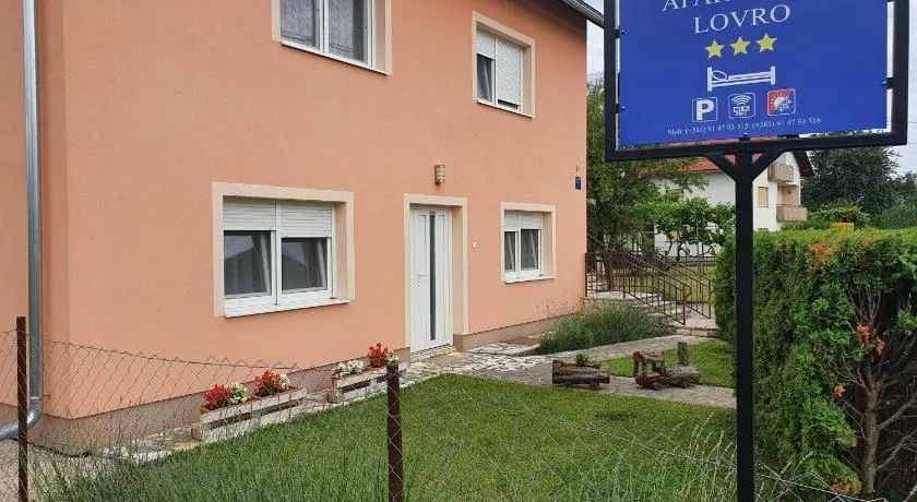 Apartmani Lovro - Image 1