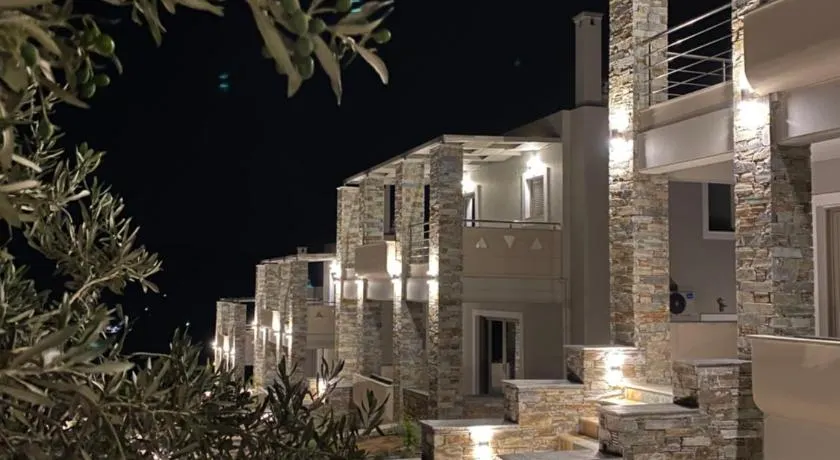 Vardians Villas & Suites - Image 1