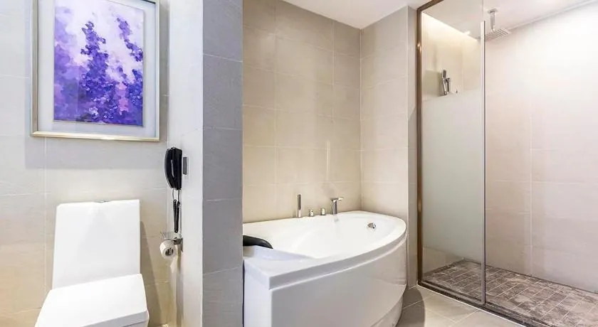 Lavande Hotel (Nanchang Liantang Xiaolan Industrial Park Branch) - Image 1