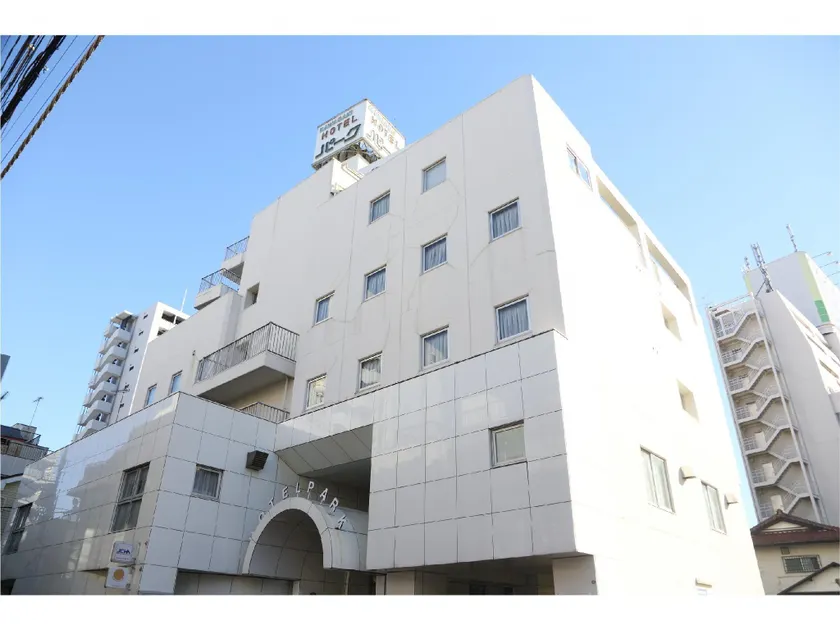 Kawasaki Hotel Park - Image 1
