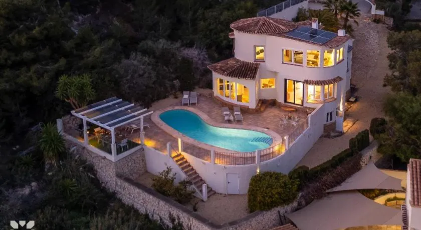 Villa Begonia by Abahana Villas - Image 1