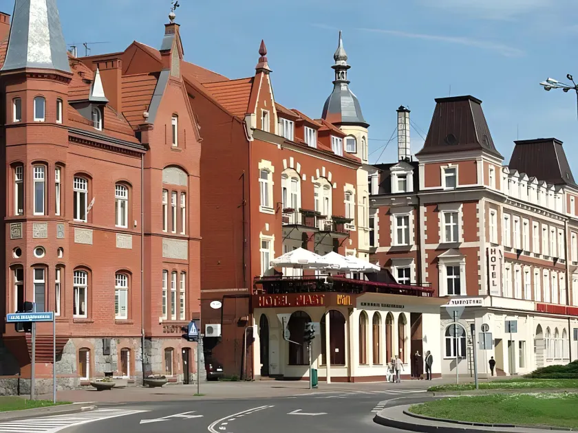 Hotel Piast - Image 1
