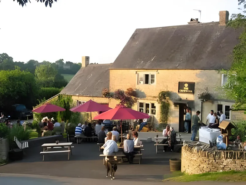 The Crown Inn - Image 1