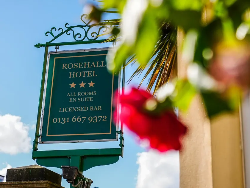 Rosehall Hotel - Image 1