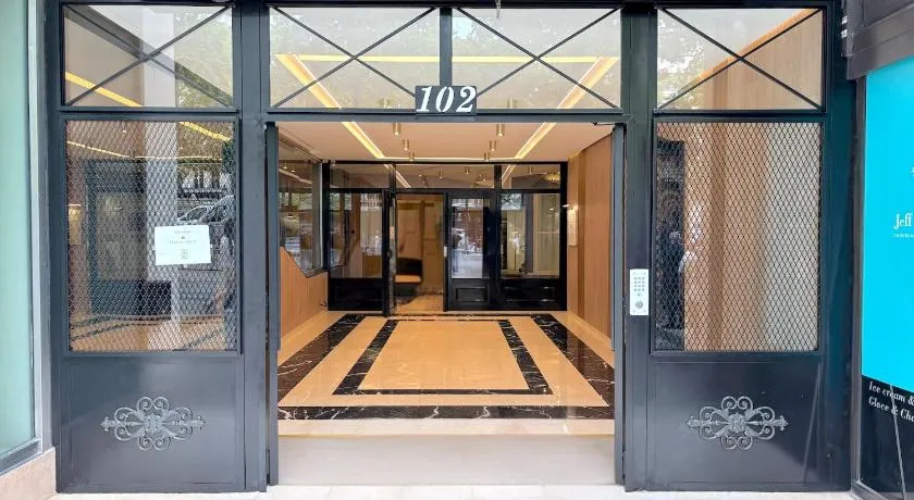 L'appartement des Champs Élysées - Image 1