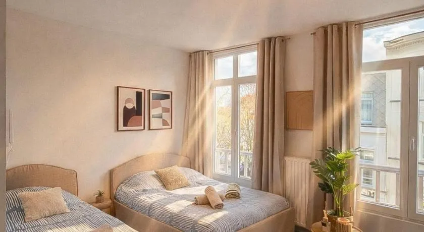 Veloria Stay Antwerp NR1 - Image 1
