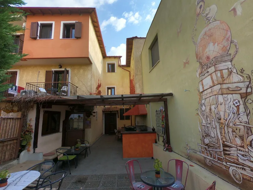 Studios Arabas - Image 1