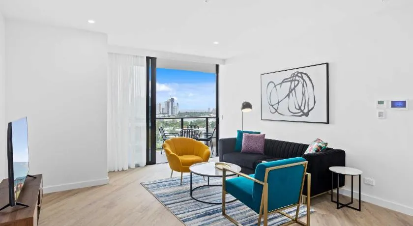 Luxury 2-Bedroom Apartment - Tryp Hotel - Image 1
