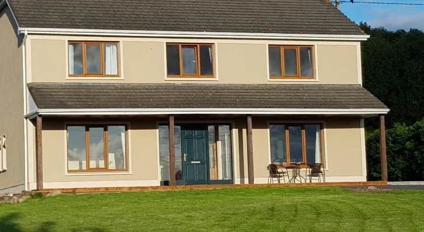 BARR AN CHNOIC HOLIDAY LETTINGS - Image 1